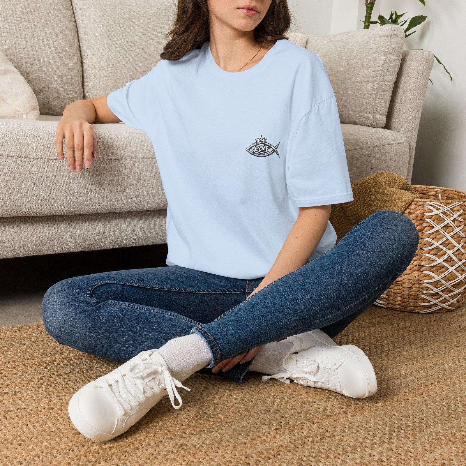 I AM The Light Graphic Tee - Image 32